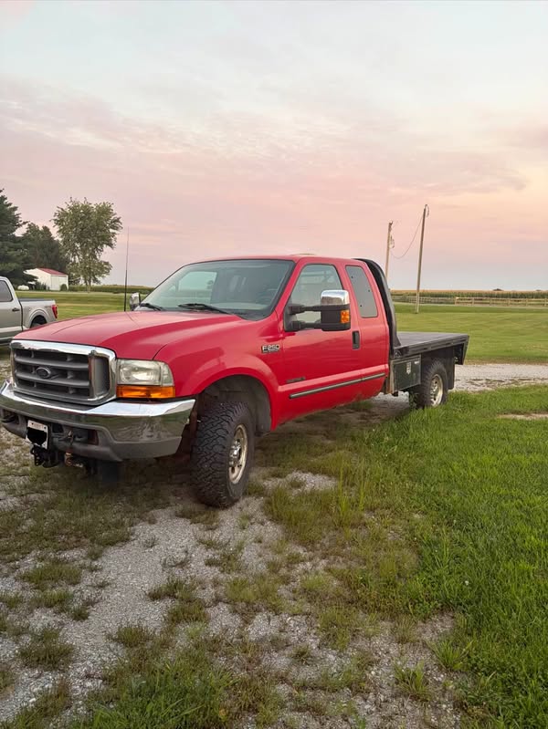 1999 Ford F250 Super Duty Super Cab - Lariat