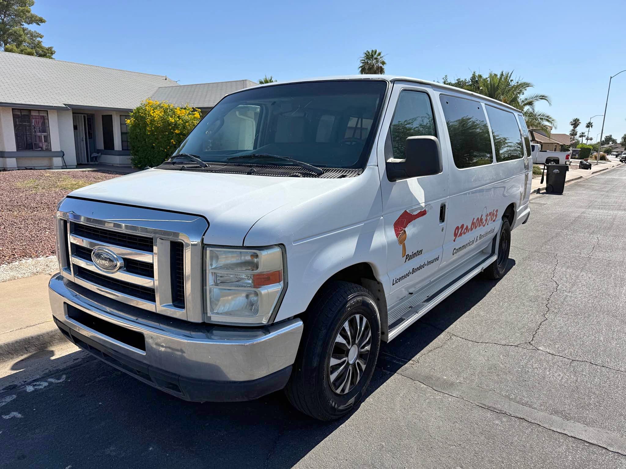 2007 Ford E350 Super Duty Passenger - XLT Extended Wagon 3D