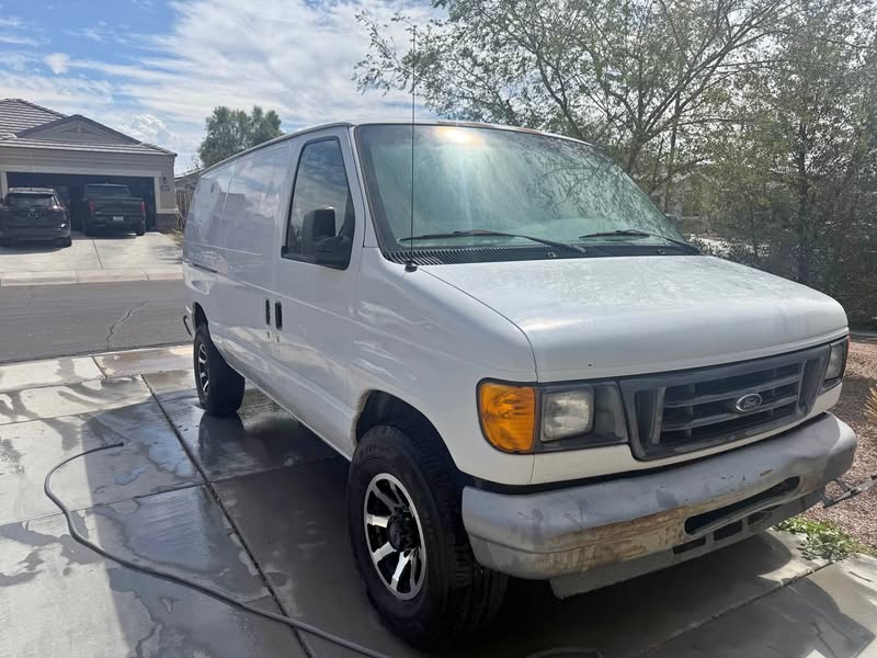 2007 Ford E350 Super Duty Cargo - Commercial Van 3D