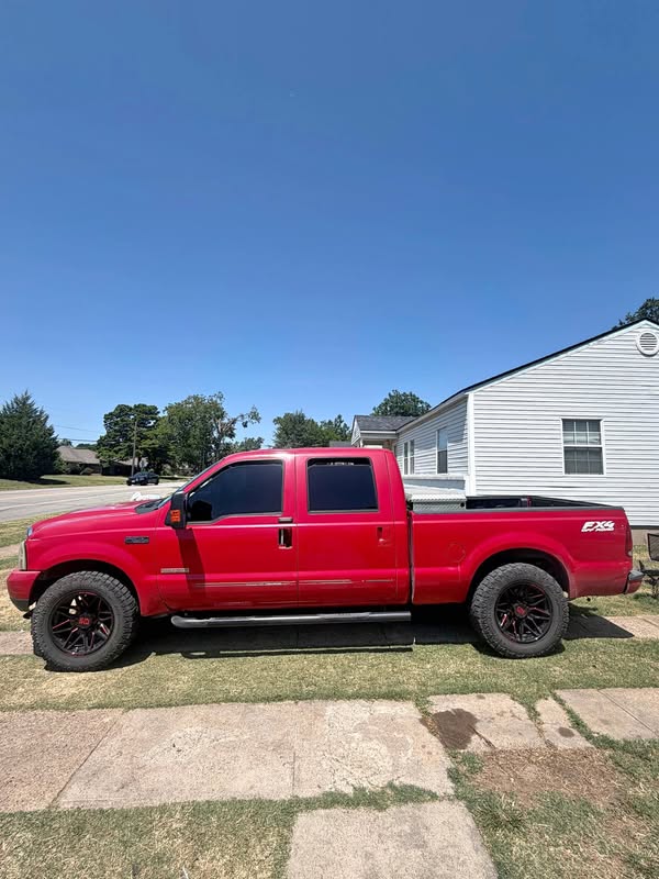 2004 Ford F250 Super Duty Crew Cab - XLT Pickup 4D 6 3\/4 ft