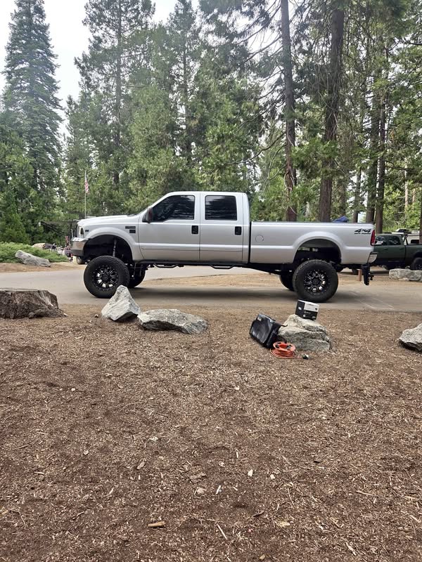 2000 Ford F250 Super Duty Crew Cab - Long Bed