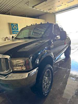 1999 Ford F250 Super Duty Crew Cab - Lariat Pickup 4D 6 3\/4 ft