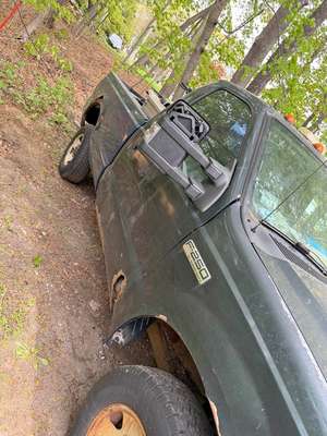 2006 Ford F250 Super Duty Regular Cab - XL Pickup 2D 8 ft