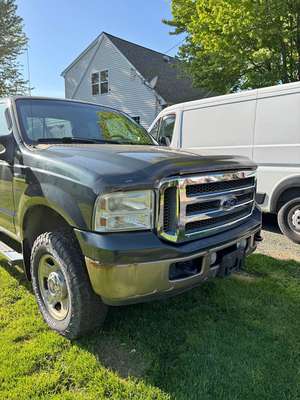 2006 Ford F350 Super Duty Crew Cab - XLT Pickup 4D 6 3\/4 ft