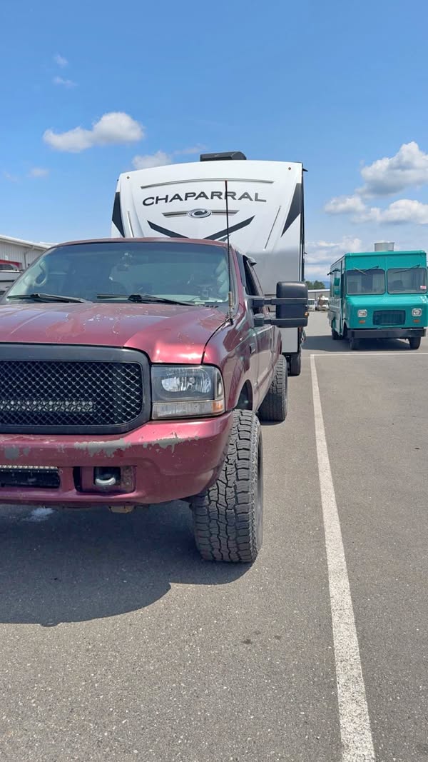 1999 Ford F250 Super Duty Super Cab - Long Bed