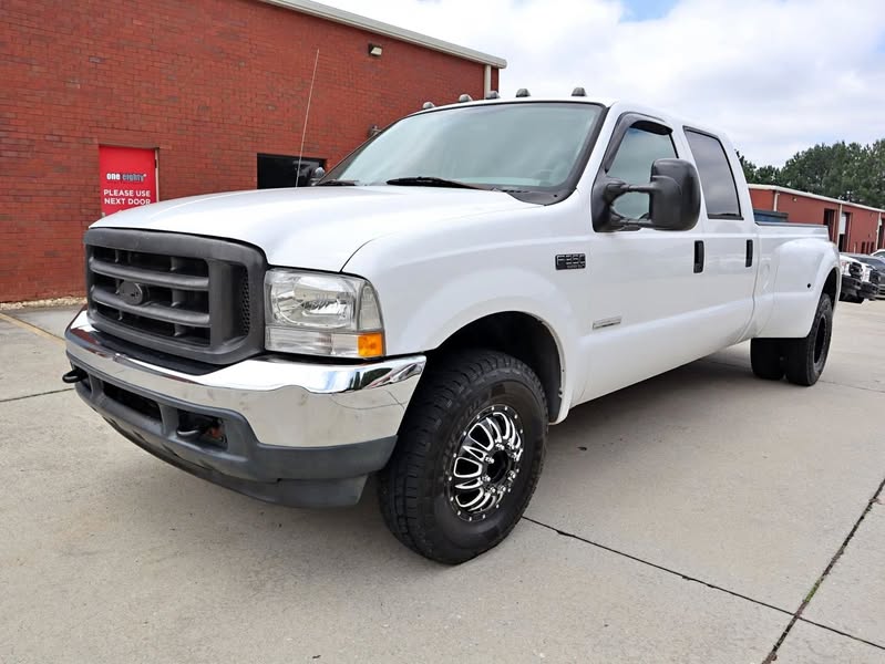 2004 Ford F350 SUPER DUTY CREW CAB & CHASSIS