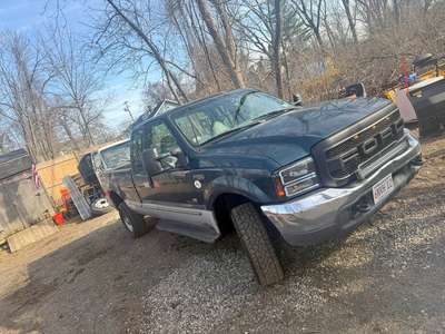1999 Ford F250 Super Duty Super Cab - FX4 Pickup 4D 8 ft