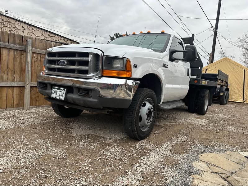 2002 Ford F450 Super Duty Regular Cab & Chassis - 141\