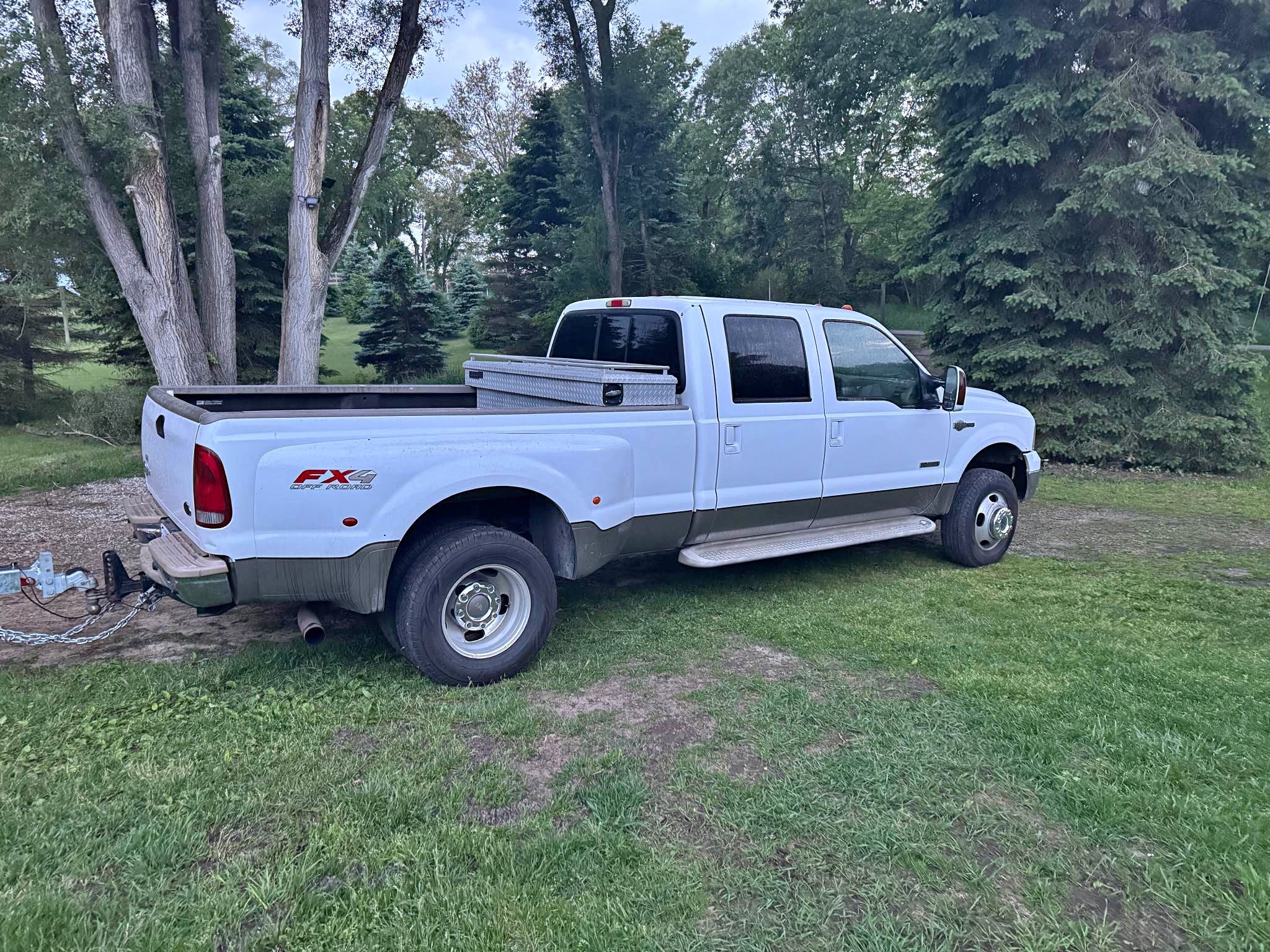 2006 Ford F350 Super Duty Crew Cab King Ranch Pickup 4D 8 ft