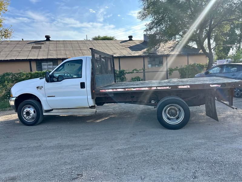 2004 Ford F450 Super Duty Regular Cab - 12 feet\u2019s x8
