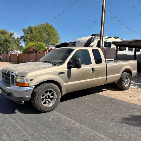 2001 Ford E250 Super Duty Cargo