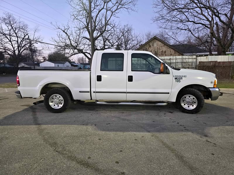 1999 Ford F250 Super Duty Crew Cab - XL Pickup 4D 6 3\/4 ft