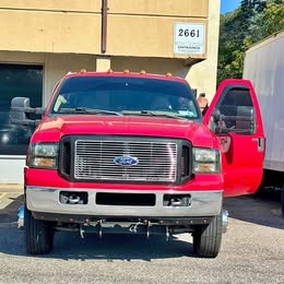2006 Ford Super Duty F-350 w\/Dual Rear Wheels Lariat Crew Cab 172\