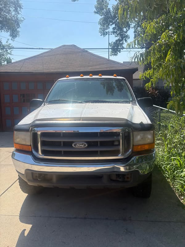 1999 Ford F250 Super Duty Regular Cab - Long Bed