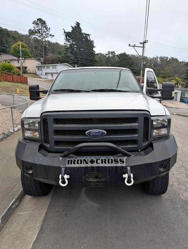 2006 Ford F250 Super Duty Super Cab - FX4 Pickup 4D 8 ft
