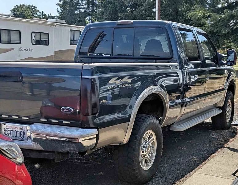 2006 Ford F350 Super Duty Crew Cab - King Ranch Pickup 4D 6 3\/4 ft