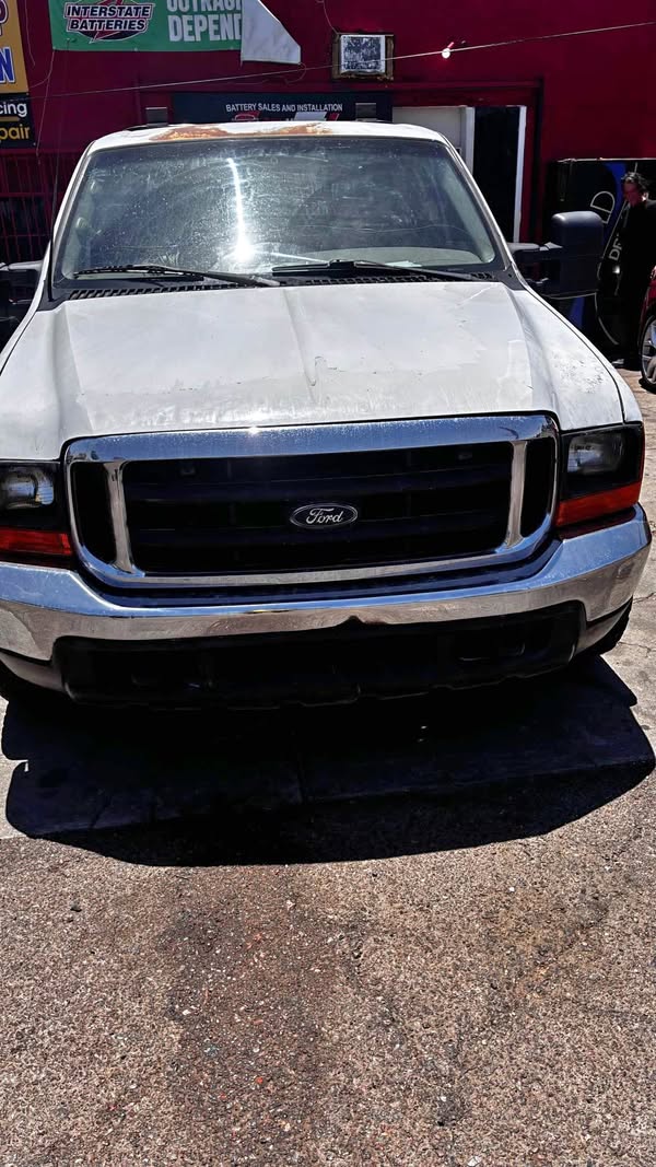 1999 Ford E250 Super Duty Cargo