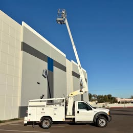 2007 Ford F-450 Super Duty *30 Foot Bucket Truck\/Clean CARFAX\/Previously Owned by CenturyLink*
