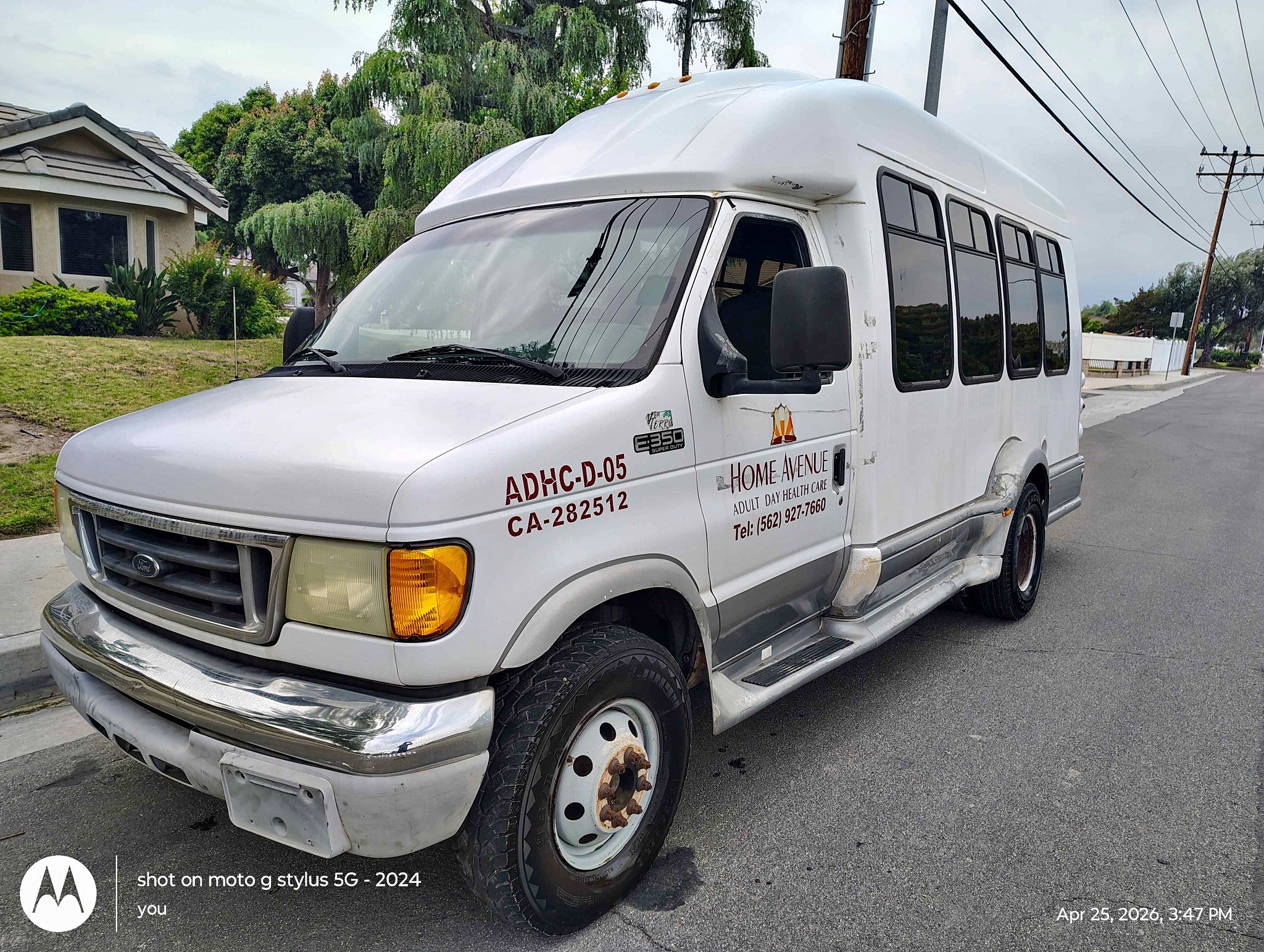 2004 Ford E350 Super Duty Passenger