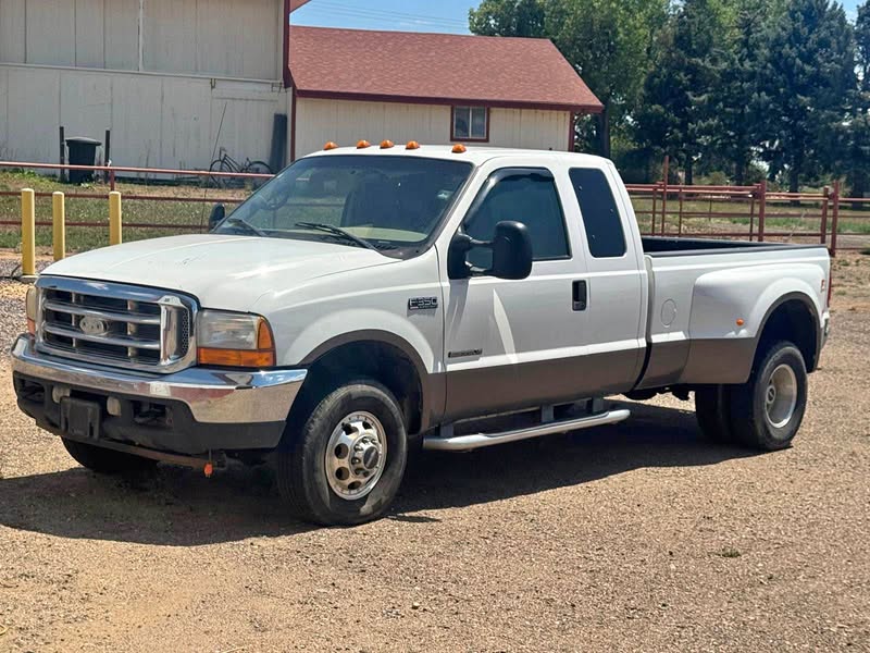 2001 Ford F350 Super Duty Super Cab