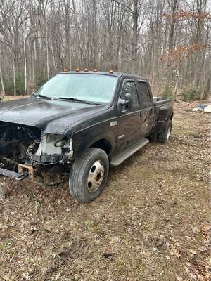 2007 Ford F350 Super Duty Crew Cab & Chassis - Lariat Cab & Chassis 4D