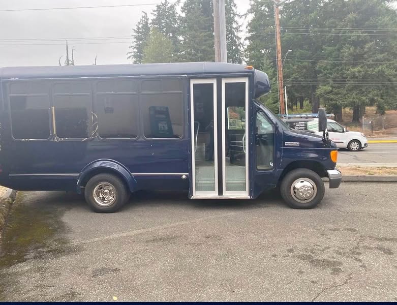 2006 Ford Econoline E350 Super Duty Cargo
