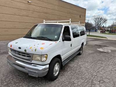 1999 Ford Econoline E350 Super Duty Passenger Van