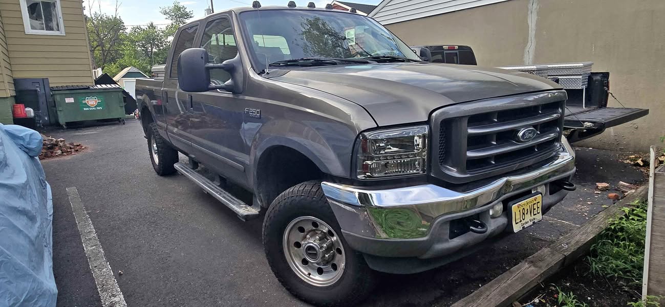 2004 Ford F250 Super Duty Crew Cab - XL Pickup 4D 6 3\/4 ft