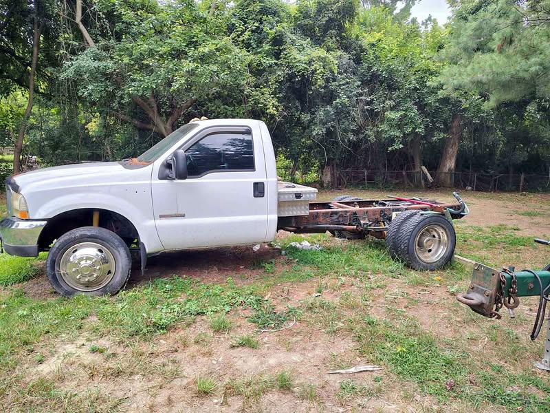 2002 Ford F450 Super Duty Crew Cab & Chassis - 176\