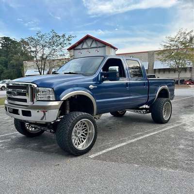 2005 Ford F250 Super Duty Crew Cab - King Ranch Pickup 4D 6 3\/4 ft