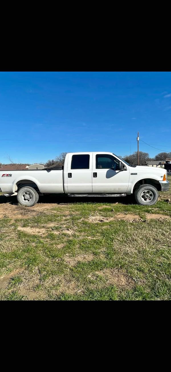 1999 Ford F250 Super Duty Super Cab - XL Pickup 4D 8 ft