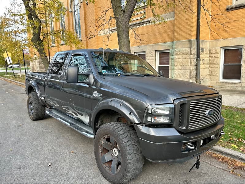 2007 Ford F250 Super Duty Crew Cab - Harley-Davidson Pickup 4D 6 3\/4 ft