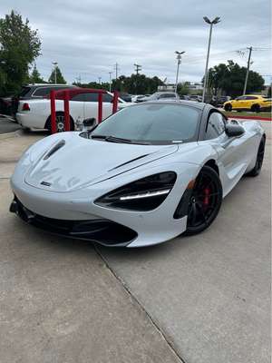 2020 Mclaren 720S - Performance Coupe 2D