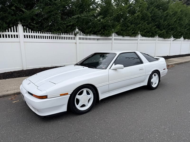1992 Toyota Supra - Turbo Liftback 2D
