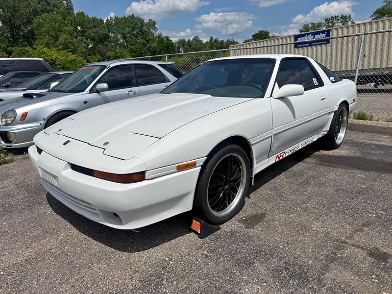 1990 Toyota Supra - Roller