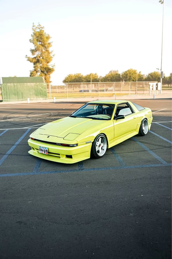 1989 Toyota Supra - Liftback 2D