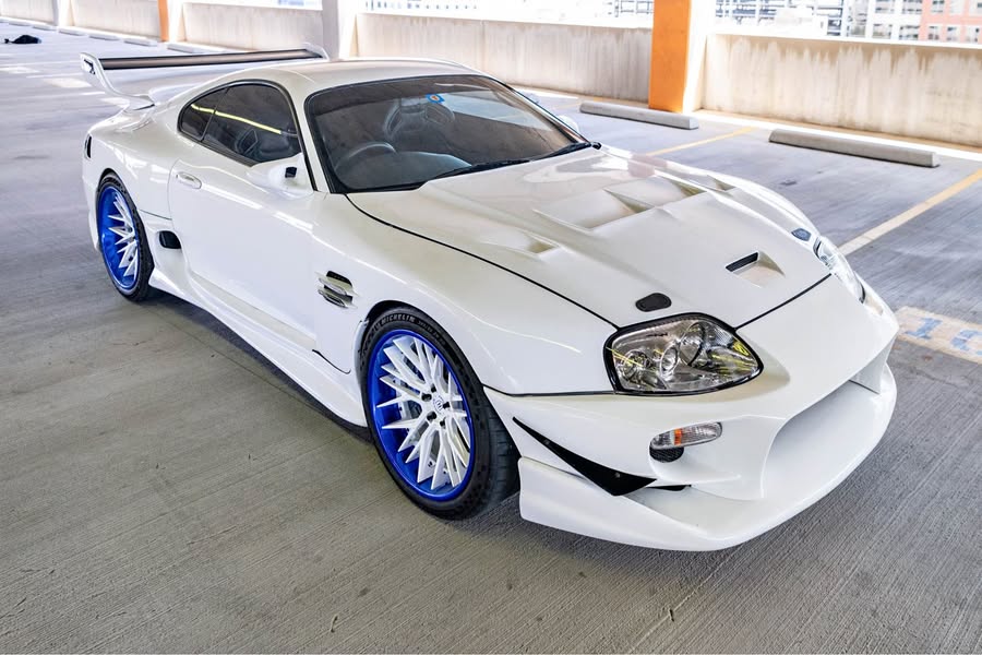 1994 Toyota Supra - Turbo Liftback 2D
