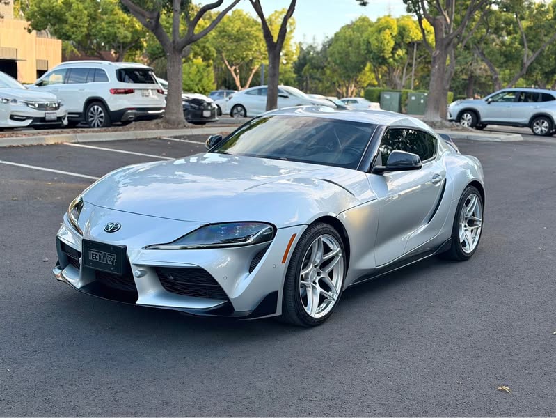 2022 Toyota GR Supra - 2.0 Coupe 2D