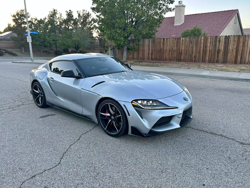 2022 Toyota GR Supra - 3.0 Coupe 2D
