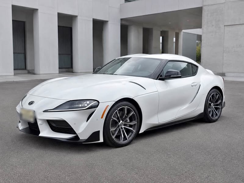2022 Toyota Supra - 2.0 Coupe 2D