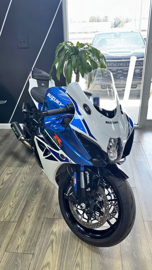 2025 Suzuki GSX-R