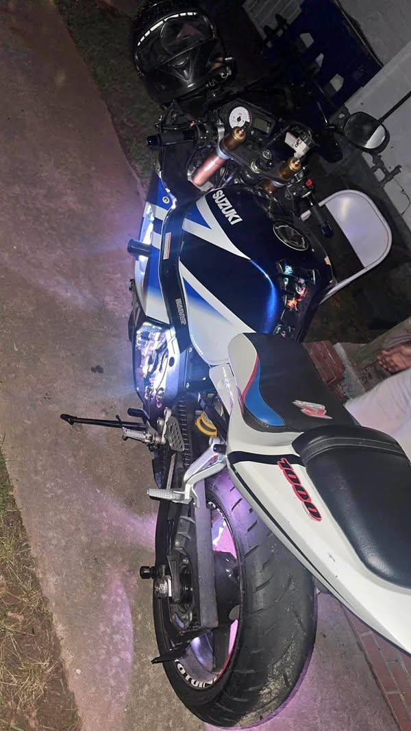 2004 Suzuki GSX-R
