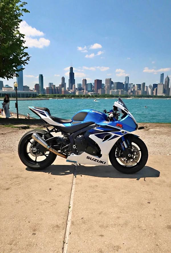 2025 Suzuki GSX-R
