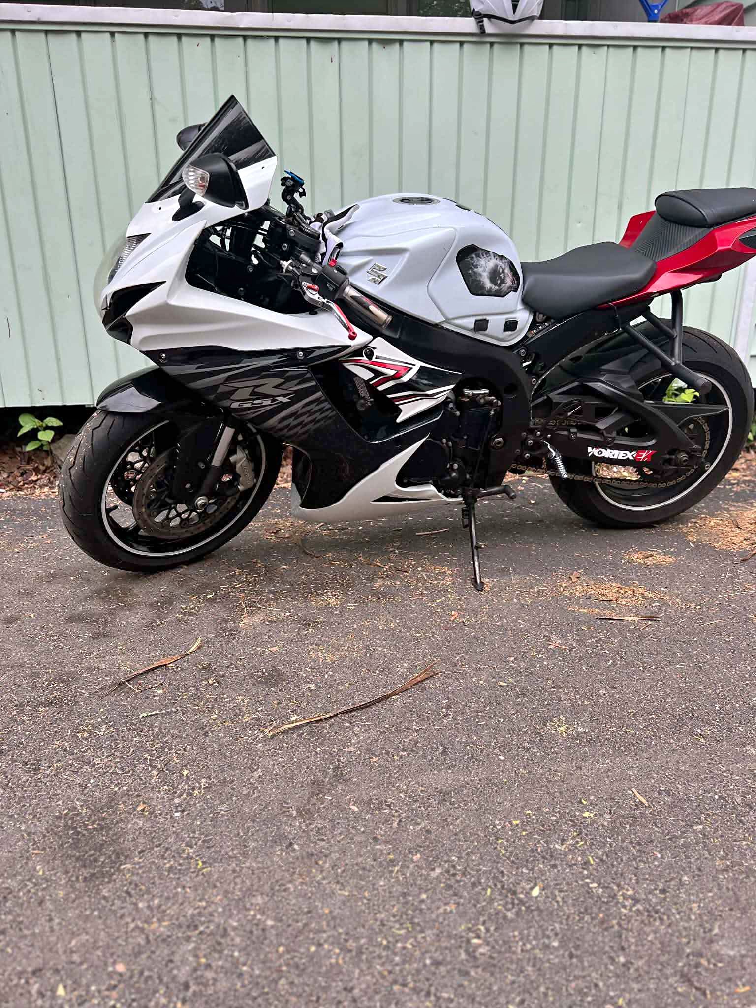 2015 Suzuki GSX-R