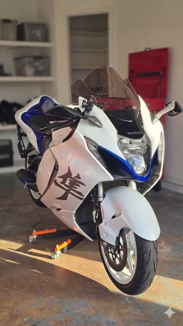2023 Suzuki GSX-R