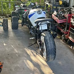 1998 gsxr Suzuki 750 sports bike(DOES NOT RUN\u203c\ufe0f) best offer