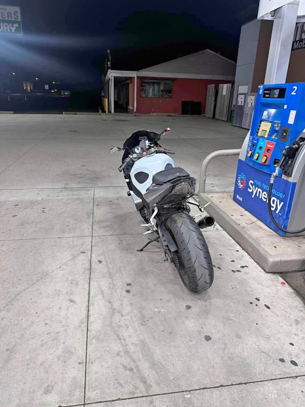 2004 Suzuki GSX-R