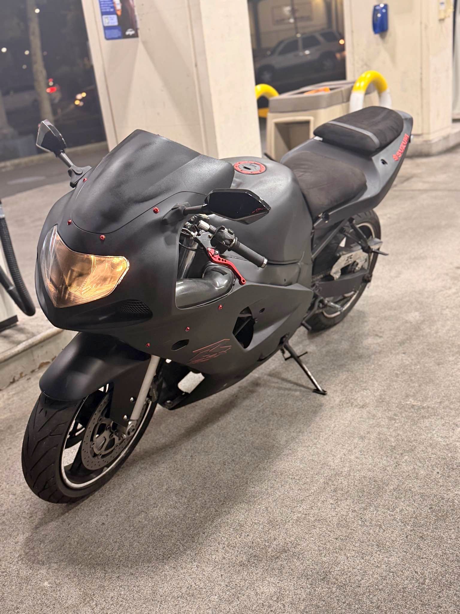 2000 Suzuki GSX-R