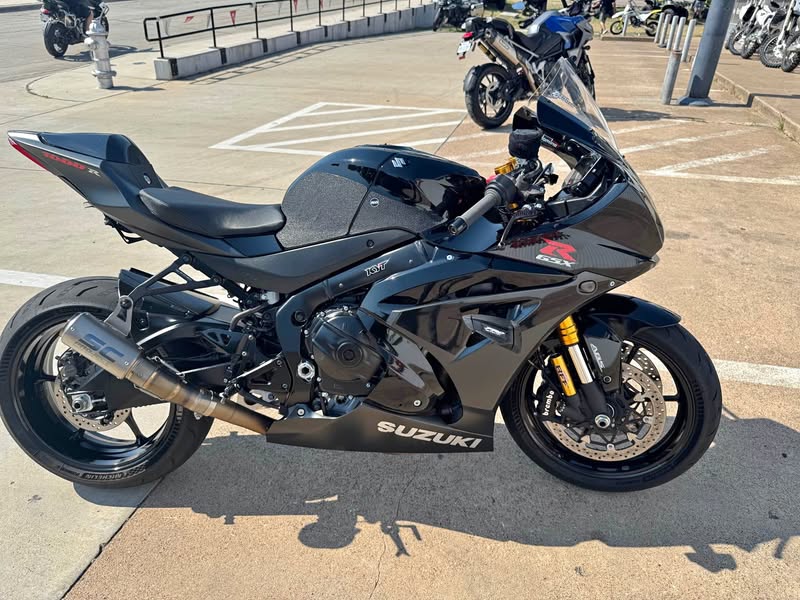 2023 Suzuki GSXR 1000R