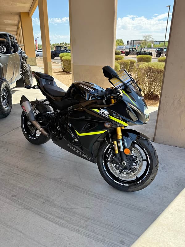 2023 Suzuki GSX-R